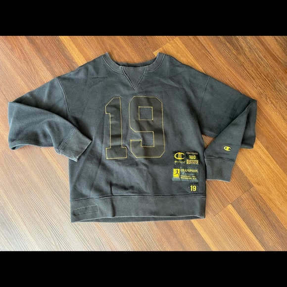 Champion Other - Champion 1919 sweatshirt, medium, good condition